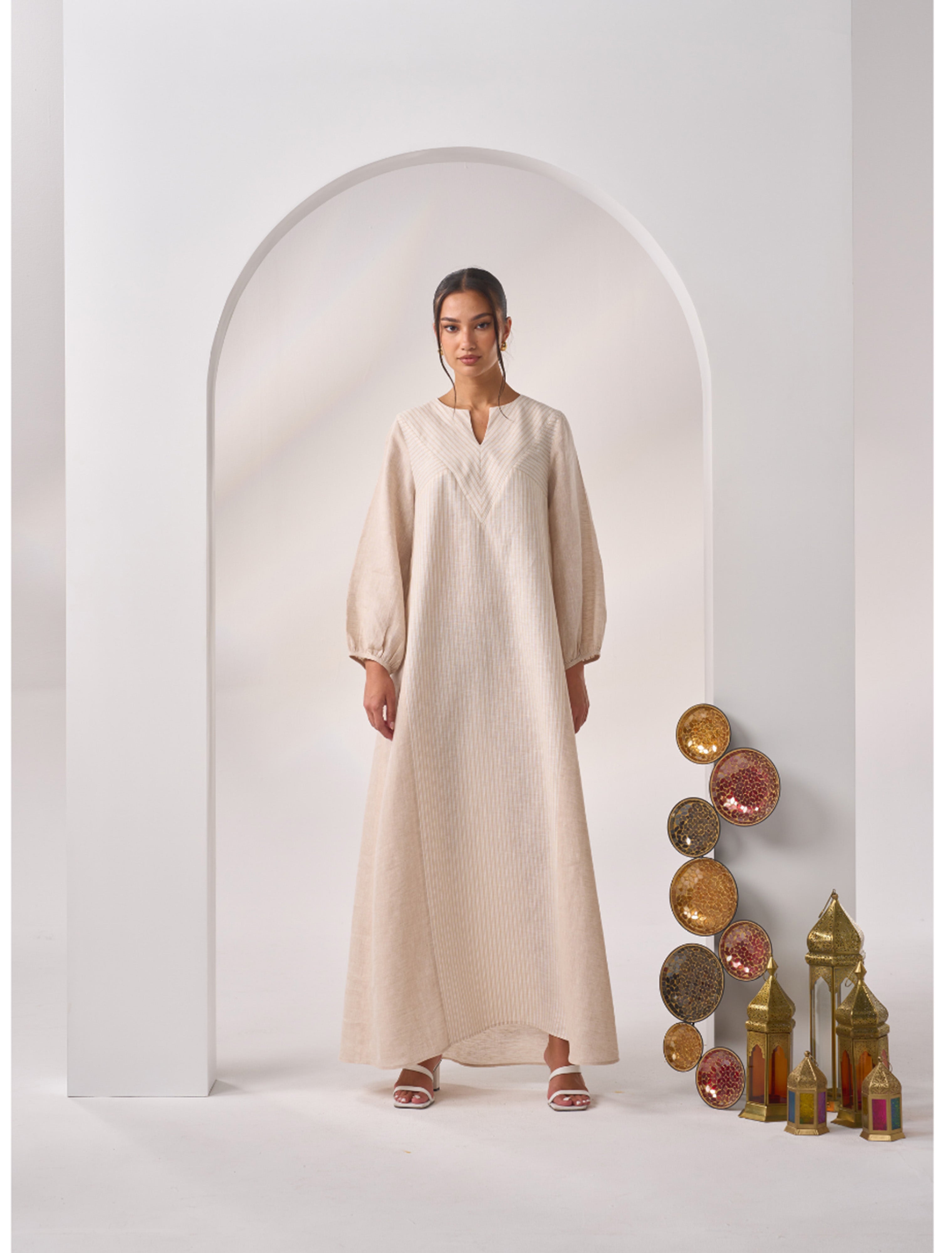 V-Cut Linen Kaftan - Designer Kaftan Bahrain | Nesma Studio