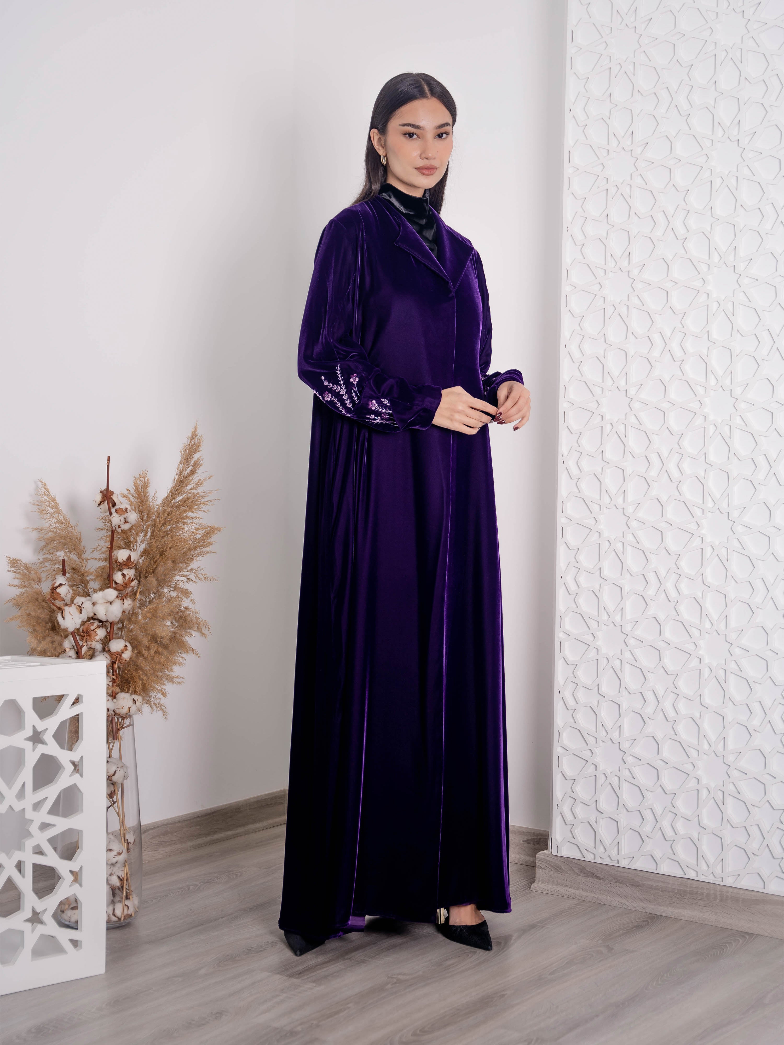 Sleeve Embroidery Velvet Abaya FV-06